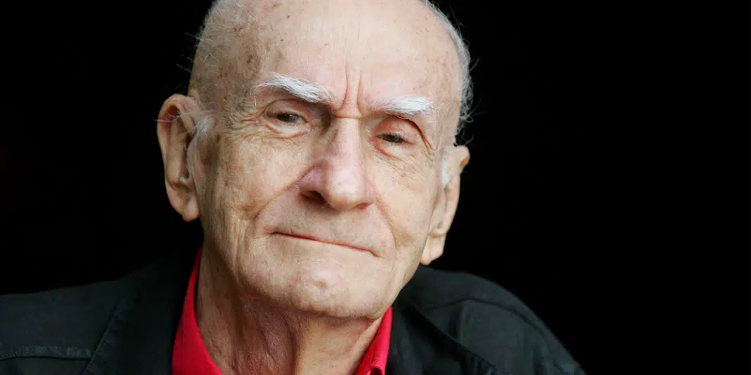 “São os doidos que dizem a verdade sobre o mundo” por Ariano Suassuna