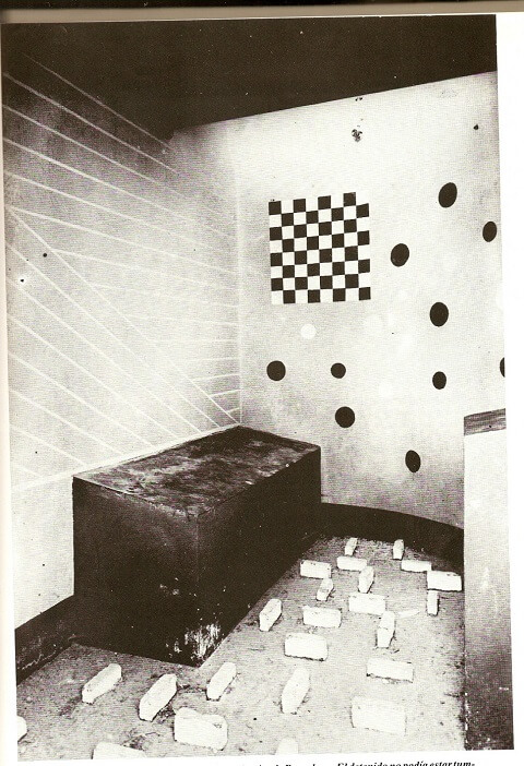 pensarcontemporaneo.com - A arte moderna foi usada como uma técnica de tortura nas celas da prisão durante a Guerra Civil Espanhola