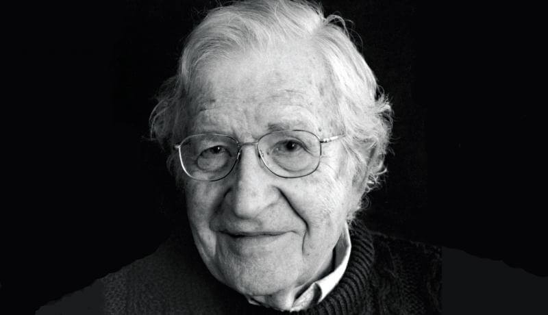As terríveis 10 estratégias de manipulação massiva, reveladas por Noam Chomsky