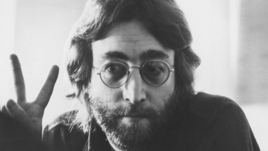 Palavras reflexivas de John Lennon refletem sua visão de vida e amor