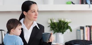 As crianças não prejudicam as carreiras das mulheres, os homens sim