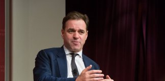 Niall Ferguson – Como reconhecer (e evitar) um populista