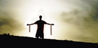 Quebrando os grilhões do condicionamento social