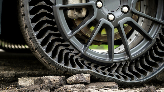 pensarcontemporaneo.com - Michelin e GM revelam pneus sem ar que eliminam flats e reduzem o desperdício