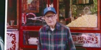 Carpinteiro sem filhos envia 33 estranhos para a faculdade depois de poupar 3 milhões de dólares