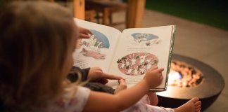 Ciência afirma: Ler em voz alta para seus filhos os torna mais inteligentes
