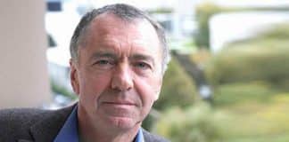 Gilles Lipovetsky: A identidade na era Facebook