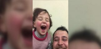 Enquanto bombas caem, pai sírio inventa um jogo para não assustar sua filha de 4 anos
