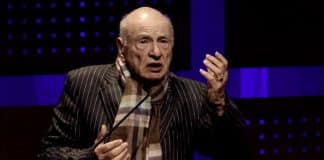 Chegou a vez da política da humanidade