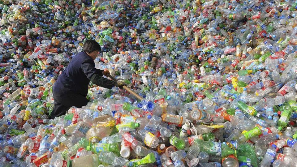 Nova enzima quebra o plástico em horas e permite reciclagem de alta qualidade