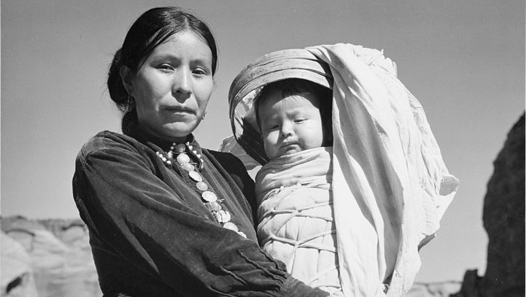 Uma lei de 1970 levou à esterilização em massa de mulheres nativas americanas. Essa história ainda é importante