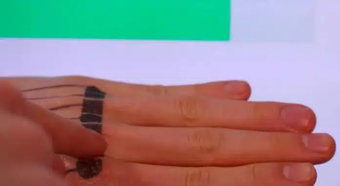 Google está desenvolvendo tatuagens que transformam a pele em um touchpad