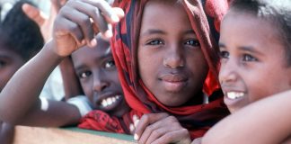 Somália permitirá casamentos infantis após o primeiro ciclo menstrual, meninas podem ser forçadas a se casar