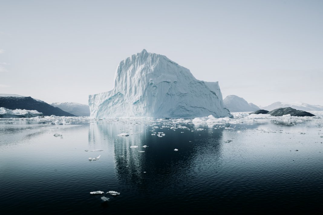 O derretimento da camada de gelo da Groenlândia “passou do ponto sem retorno”, dizem os cientistas