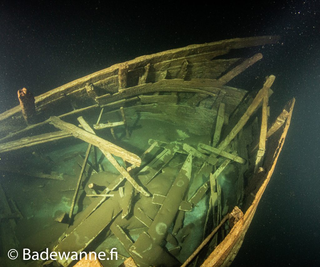 pensarcontemporaneo.com - Navio do século 17 estranhamente bem preservado encontrado nas águas escuras do mar Báltico
