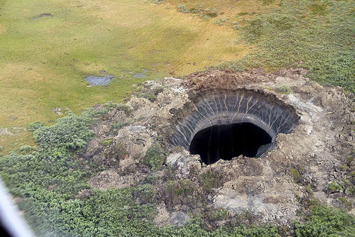 pensarcontemporaneo.com - Cratera misteriosa aparece na Sibéria e intriga internautas