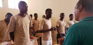 Campanha “Ler para Libertar” quer mandar livros para presídios em Angola