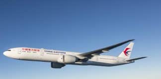 Covid-19: China pede que a tripulação de cabine use fraldas para reduzir o risco de vírus