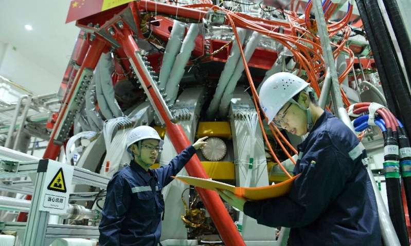 pensarcontemporaneo.com - A China acaba de ligar seu reator de fusão nuclear "Sol artificial"