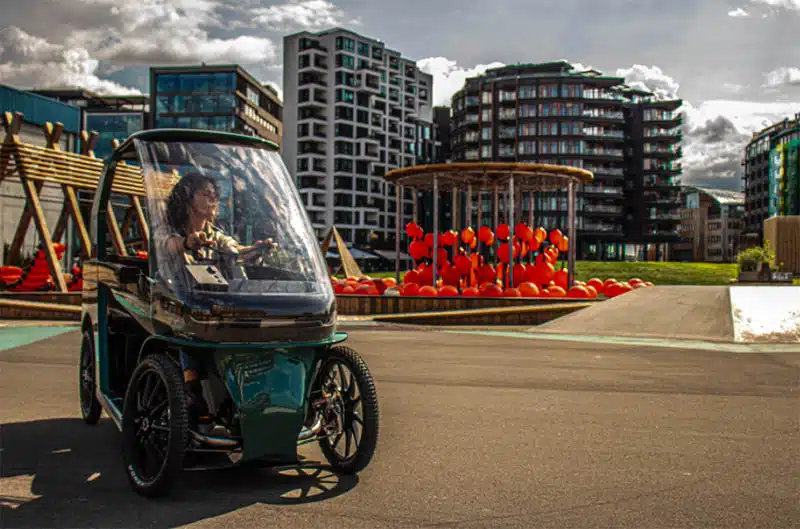 pensarcontemporaneo.com - Bike elétrica de 4 rodas promete segurança e conforto