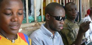 No Togo, governo usa “hábitos no uso do celular” para identificar quem merece auxílio emergencial