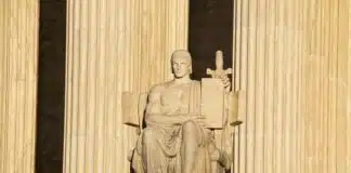 Argumento de autoridade, o recurso de quem não tem argumentos