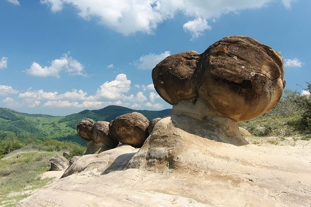 Essas misteriosas “pedras vivas” respiram, crescem e se reproduzem. Elas são um Patrimônio Mundial da UNESCO