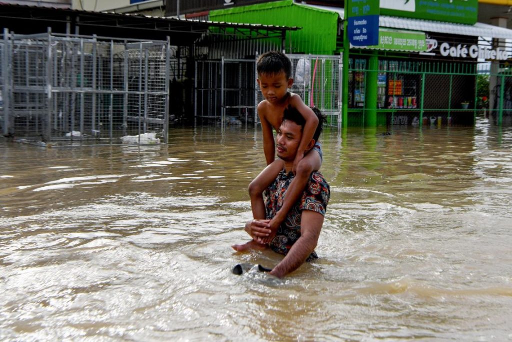 pensarcontemporaneo.com - Os impactos das mudanças climáticas colocam quase todas as crianças em risco