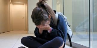 Formas com que você destrói a autoestima de seus filhos