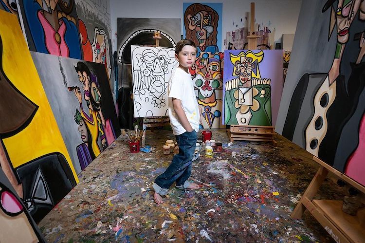 pensarcontemporaneo.com - Inspirado em Pablo Picasso, menino de 10 anos conquista galerias com suas obras de arte abstratas