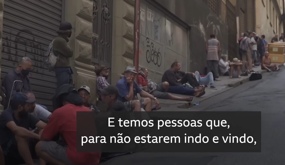 pensarcontemporaneo.com - "Faço delivery de comida, mas passo fome", diz entregador que dorme nas ruas de SP