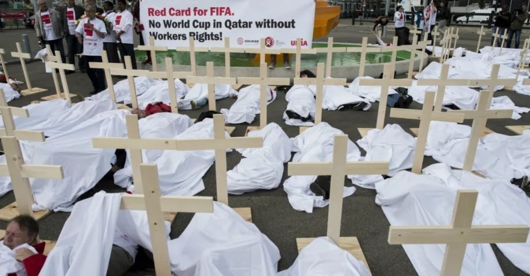 Catar admite pela 1ª vez morte de ‘400 a 500’ trabalhadores em obras para a Copa do Mundo