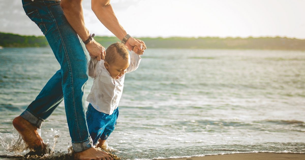 pensarcontemporaneo.com - Um bom pai constrói pontes para o coração do filho e não muros