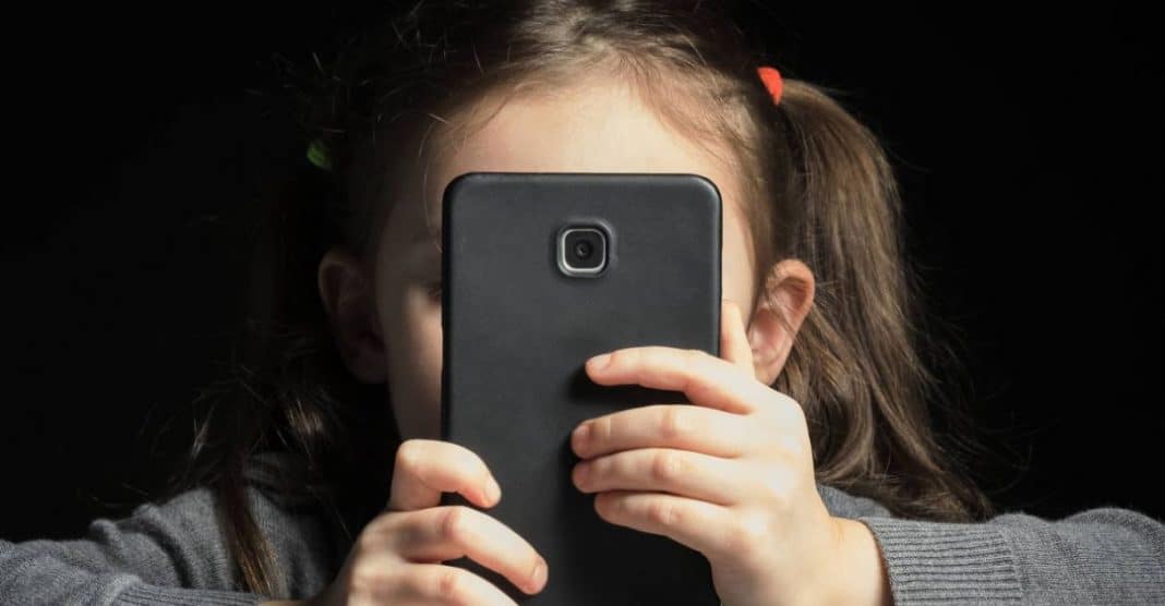 Instagram é processado nos EUA por estar ligado à depressão, ansiedade e insônia em crianças