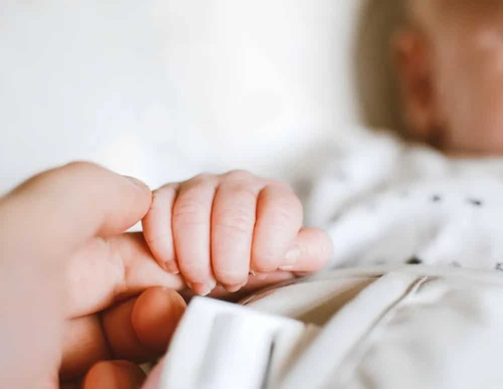 pensarcontemporaneo.com - "Ela não combina com nossa família", diz pais que colocaram bebê de 3 meses para adoção