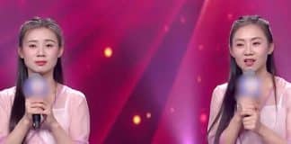 Gêmeas separadas no parto se conhecem após 30 anos e compartilham uma escolha de nome inacreditável