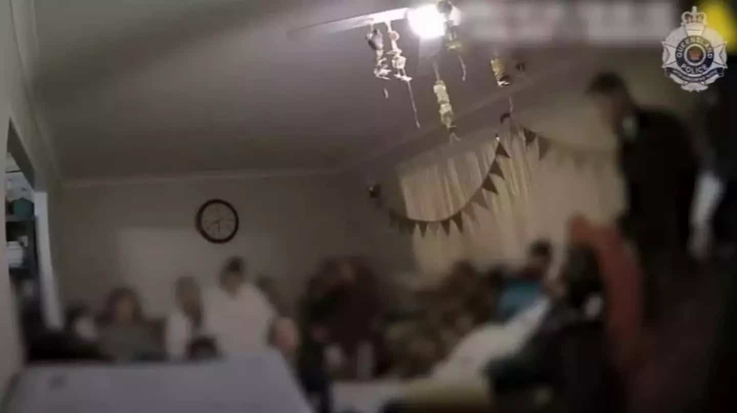 Menina de 8 anos com diabetes morre após os pais decidirem “rezar por ela” em vez de administrar insulina pensarcontemporaneo.com - Menina de 8 anos com diabetes morre após os pais decidirem “rezar por ela” em vez de administrar insulina