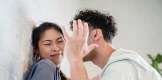 Nem todo “gente boa” é o que parece: 5 sinais de personalidade tóxica que passam despercebidos