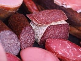 O que a ciência descobriu sobre presunto e salame vai te fazer repensar o café da manhã