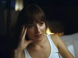 Comédia romântica com Dakota Johnson