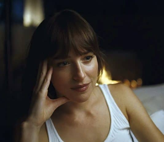 Comédia romântica com Dakota Johnson