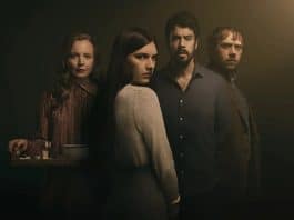 Você assiste achando que está no controle e a série usa exatamente isso contra você