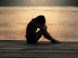 9 sinais de que você sofreu abandono emocional