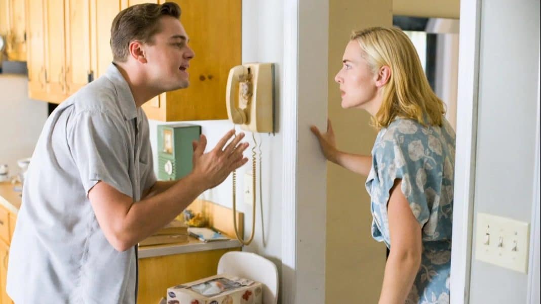 DiCaprio e Kate Winslet voltam a se encontrar em um drama cruel que desmonta qualquer ilusão