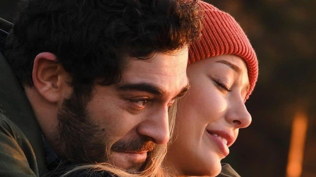 Esse lindo filme turco de romance da Netflix 2026 Esse lindo filme turco de romance da Netflix é daqueles que vai deixar seu coração quentinho essa semana