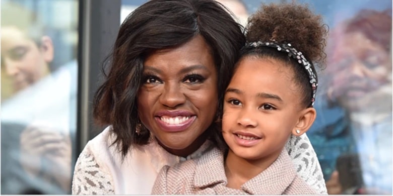 Na infância, ela passou fome e procurava comida no lixo, hoje é detentora do Oscar, Emmy e Globo de Ouro pensarcontemporaneo.com - Na infância, ela passou fome e procurava comida no lixo, hoje é detentora do Oscar, Emmy e Globo de Ouro