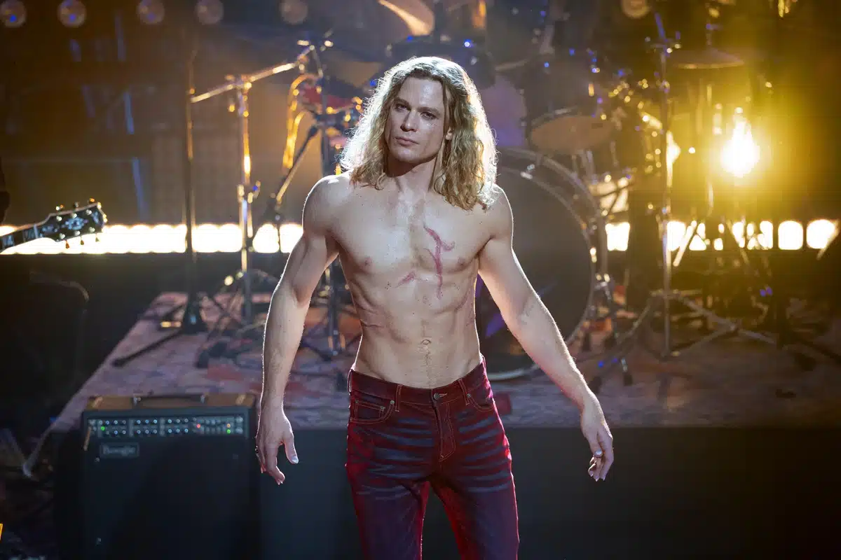 Série sobre relação obsessiva e destrutiva entre dois vampiros estreou na Netflix com nota quase perfeita pensarcontemporaneo.com - Série sobre relação obsessiva e destrutiva entre dois vampiros estreou na Netflix com nota quase perfeita