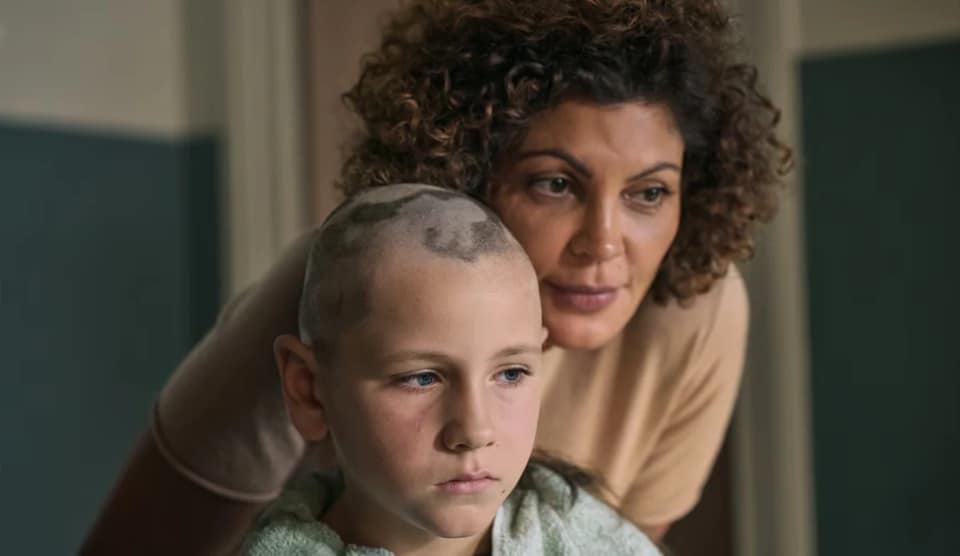 pensarcontemporaneo.com - Voc&ecirc; faria o mesmo? Filme forte da Netflix mostra at&eacute; onde uma m&atilde;e vai por seu filho; veja