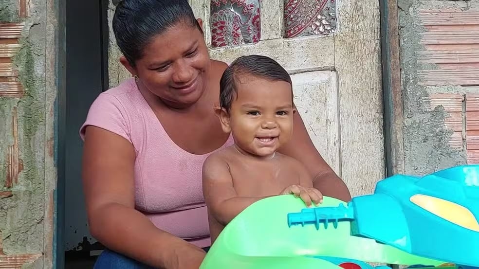 pensarcontemporaneo.com - Nasce no Brasil beb&ecirc; de 7,3 quilos e 59 cm, mais que o dobro do peso de um rec&eacute;m-nascido - veja fotos