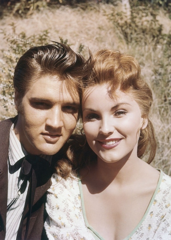 pensarcontemporaneo.com - Um detalhe inesperado no primeiro filme de Elvis Presley passou despercebido por v&aacute;rias gera&ccedil;&otilde;es